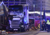 Террористическая группировка "Исламское государство" взяла на себя ответственность за инцидент, произошедший на рождественской ярмарке в центре Берлина, на бульваре Курфюрстендамм, когда грузовой автомобиль врезался в людей, пришедших за покупками