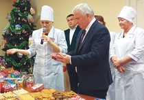 Глава Бурятии Вячеслав Наговицын посетил кондитерскую фабрику «Амта» и принял участие в открытии модернизированной вафельной линии