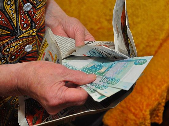 Более 20 тысяч рублей унесла аферистка из дома пенсионерки