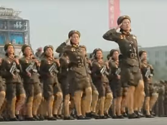 Северокорейские ученые ведут разработку ракеты, которая могла бы достать до США