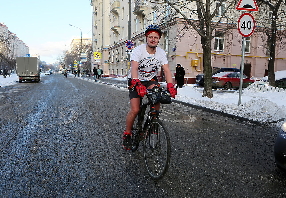 В Москве состоялся экстремальный велопарад при минус 26