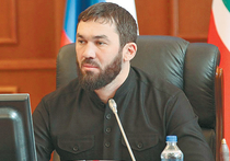 Григорий Шведов собирается подать в суд на спикера парламента Чечни Магомеда Даудова за его пост в Инстаграме, посвященный собаке по кличке Швед