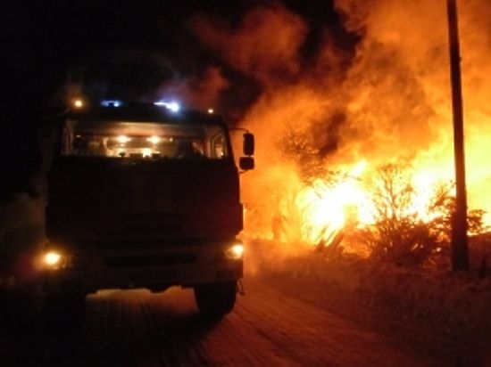 Пожары в Костромской области уничтожают деревянные дома 