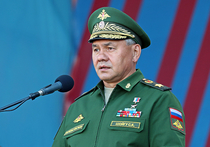 Министр обороны Сергей Шойгу заявил в четверг, что развитие высокоточных средств поражения в перспективе может позволить перенести сдерживающий фактор в неядерную плоскость