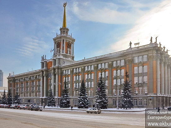 В 2017 году могут избрать губернатора и мэров двух крупнейших городов Свердловской области