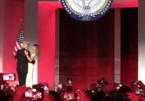 Дональд Трамп впервые пригласил свою супругу на романтический танец в качестве президента США