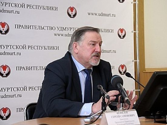 Вице-премьер Сергей Фефилов пообещал бюджетникам повышение заработной платы