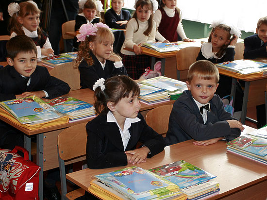 В понедельник дети в Оренбурге идут в школу, карантина нет