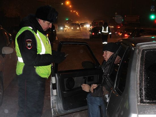 Омских водителей проверят на трезвость 