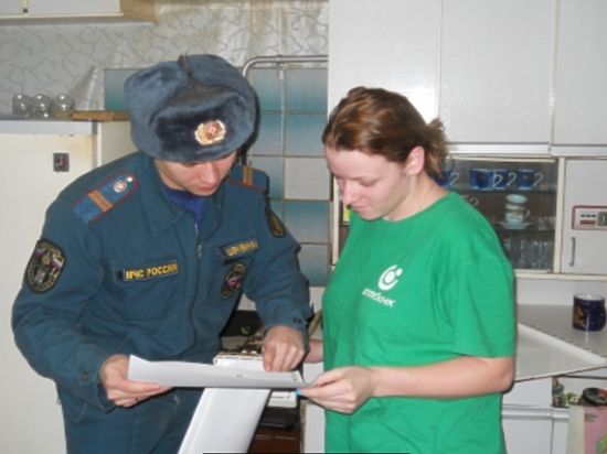 Омские спасатели проводят проверки газового оборудования в жилищном фонде