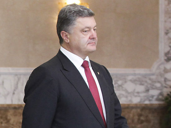 Президент Украины срочно ищет нового покровителя