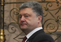 Президент Украины Петр Порошенко прервал рабочий визит в Германию , где у него проходили  переговоры с канцлером Ангелой Меркель, и вернулся в Киев, чтобы взвинтить обстановку вокруг Авдеевки
