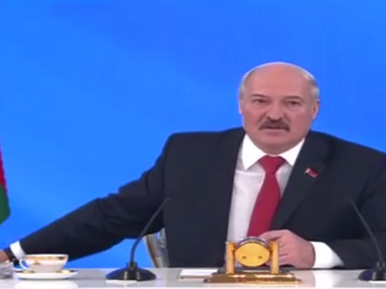 Президент Белоруссии уверен, что захватить ее технически не получится
