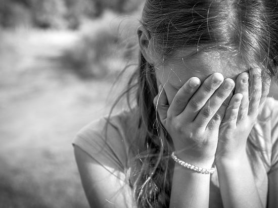 В Завьяловском районе мужчина изнасиловал 11-летнюю дочь сожительницы 