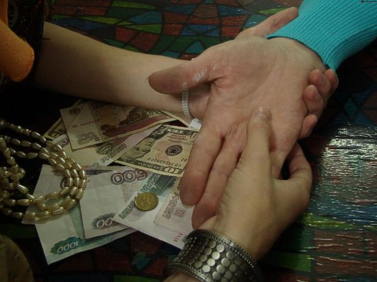 В Новотроицке пенсионерке сняли прочу за полмиллиона рублей