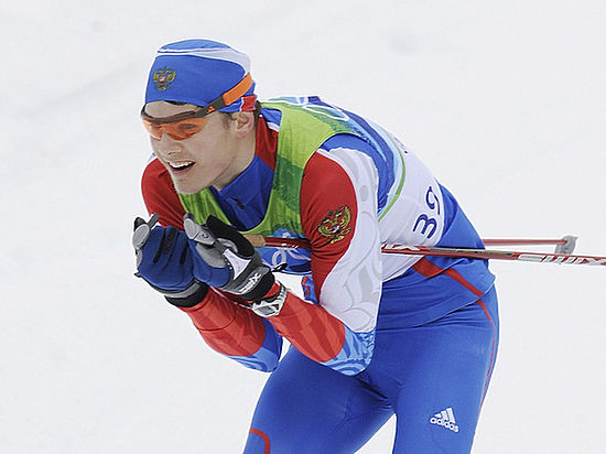 Петр Седов стал первым в скиатлоне на этапе Кубка мира