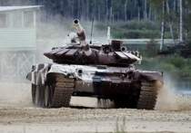 Пресс-секретарь президента России Дмитрий Песков опроверг появившуюся в украинских СМИ информацию о якобы осуществленной Москвой поставке танков Т-72 ополченцам Донбасса