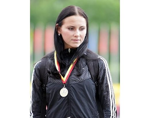 Легкоатлетка Александра Тарасова завоевала «золото» на первенстве России среди молодежи