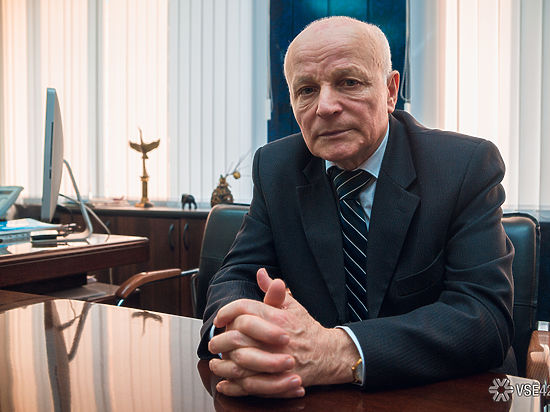 Депутат Госдумы призвал олигархов делиться с народом в трудное время 