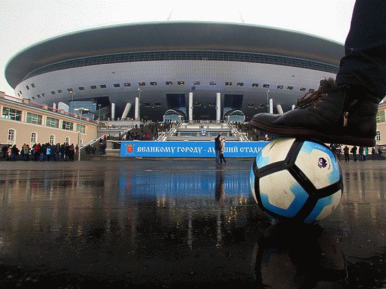 Простые петербуржцы наконец-то смогли оценить стадион на Крестовском
