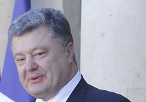 Украинский президент Петр Порошенко, который ранее выступил за ужесточение санкций против Москвы, рассказал о возможности полномасштабной войны с Россией