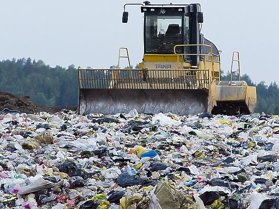 Строительство полигона по утилизации бытовых отходов вызвало сопротивление жителей близлежащих поселков и химического предприятия-гиганта
