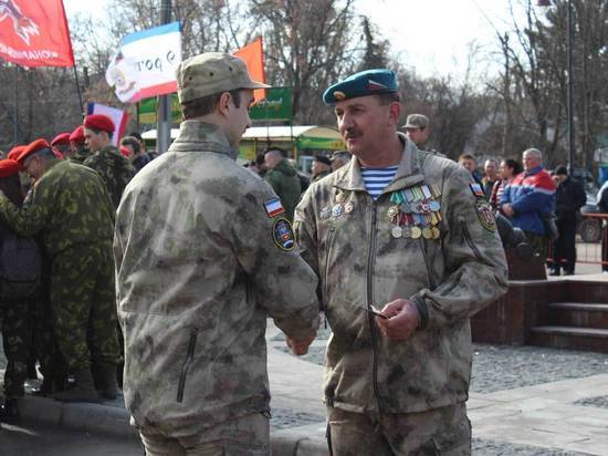 Аксенов освободил от должности командира крымских ополченцев