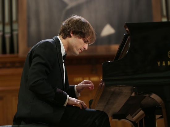1 марта в Ростове прошел первый и единственный концерт всемирно известного молодого пианиста-виртуоза Ильи Рашковского