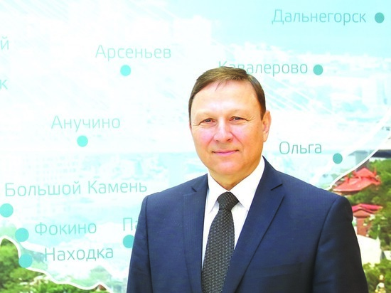 Депутаты Законодательного Собрания Приморского края поздравили женщин