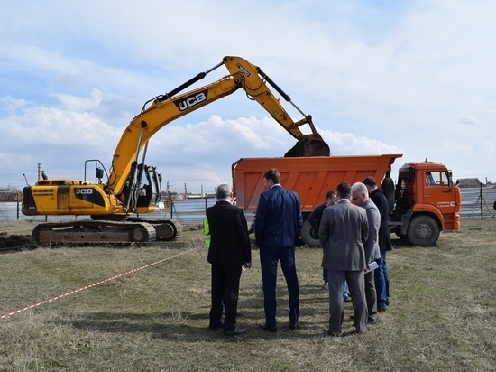 Руководство Симферополя начинает слежку за строителями объектов ФЦП