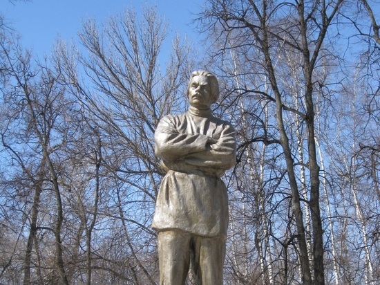 Памятник Горькому из парка Кулибина в Нижнем Новгороде будет установлен вновь