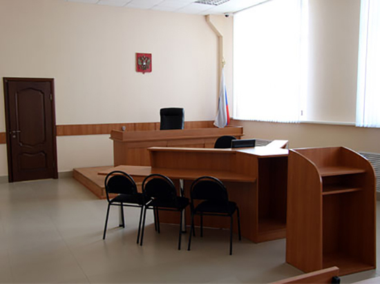Всего родственница начальницы школы незаконно получила 45 тысяч рублей