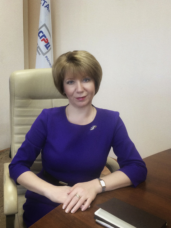 Светлана Фомина  поздравляет  с профессиональным праздником работников ЖКХ и горожан