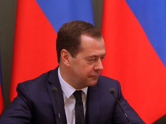 Дмитрий Песков ответил на вопрос, почему премьер не появился на заседании Совбеза
 