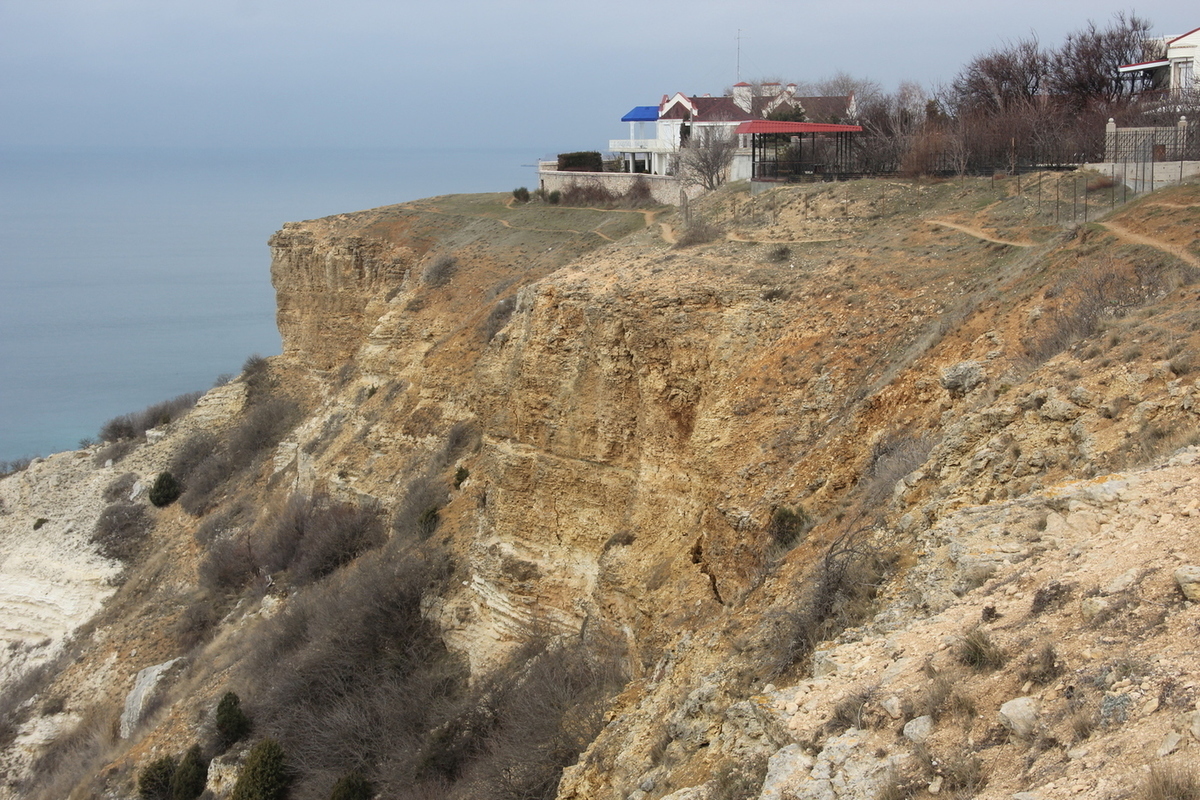 Мк в крыму. Оползень Фиолент. Фиолент обвал. Оползни в Севастополе Радиогорка. Оползень в Севастополе.