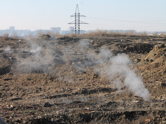 Общественники требуют прекратить сваливать мусор в Шуваловской промзоне