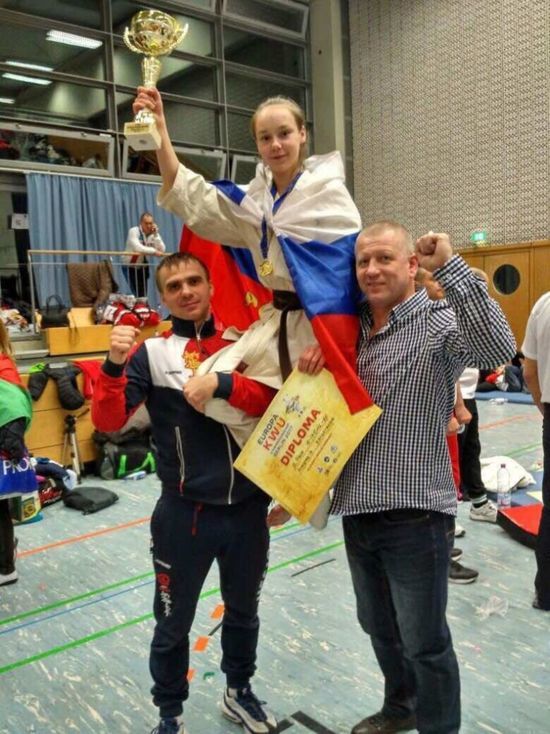 Каратистка из Калтана взяла "золото" на соревнованиях в Берлине 