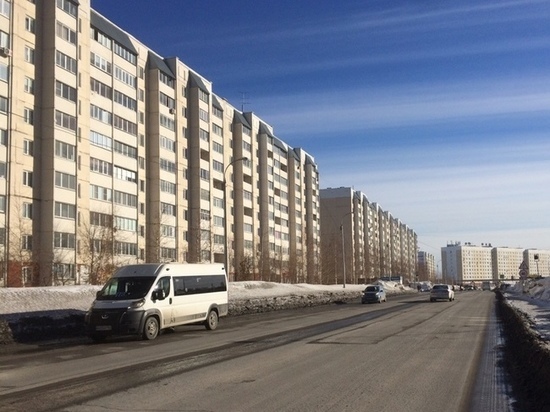 Депутат городского Совета Новосибирска Алексей Джулай создает жизненно важную инфраструктуру. Его коллега Наталья Пинус — против
