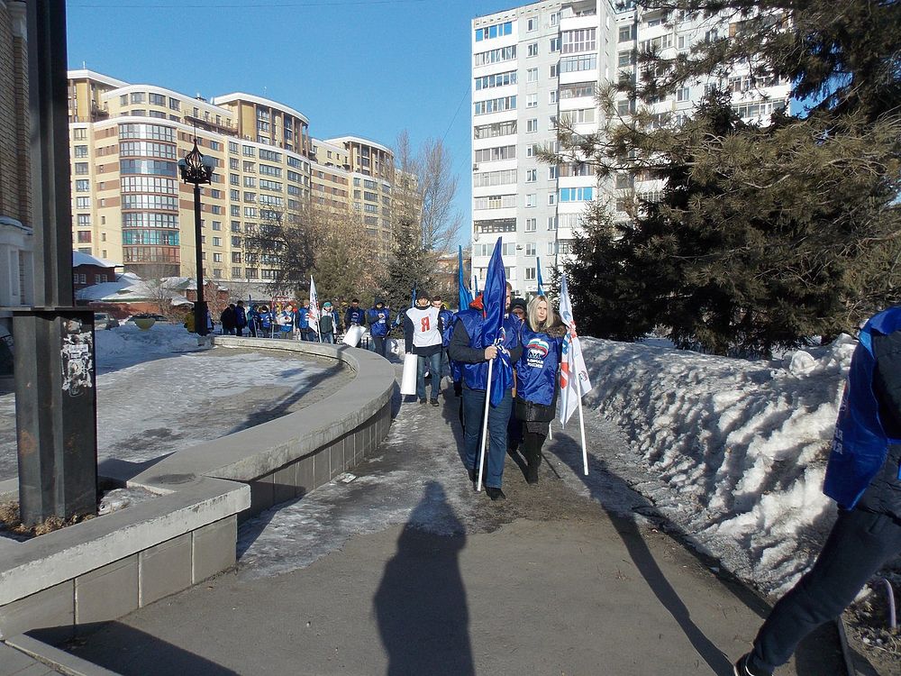 Неприятный запах в Омске вынудил молодежь выйти на митинг