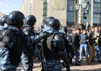 Пресс-служба МВД России по Москве сообщила, что в несанкционированной акции оппозиции в столице приняли участие 7-8 тыс человек