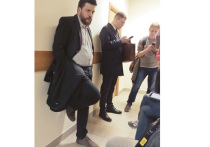 Десять суток ареста по статье 19.3 КоАП назначены руководителю предвыборного штаба Алексея Навального Леониду Волкову якобы за неповиновение сотруднику полиции