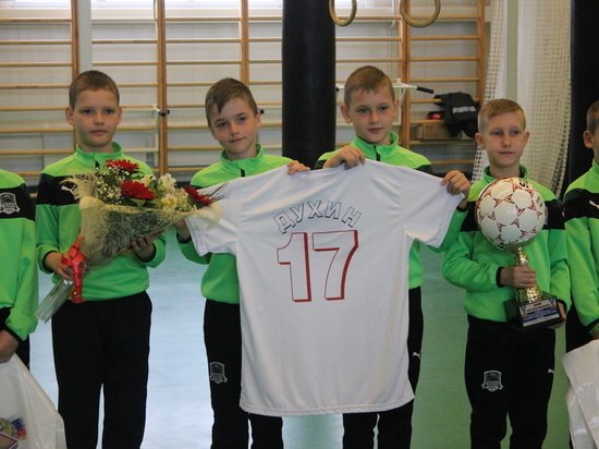 В Ставрополе стартовал футбольный  турнир, посвященный памяти Героя России Владислава Духина