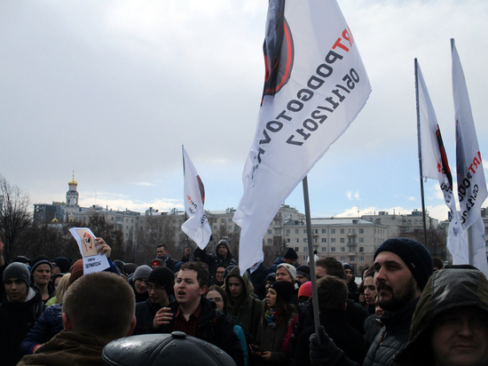 Как сторонники Навального побратались с правыми популистами 
