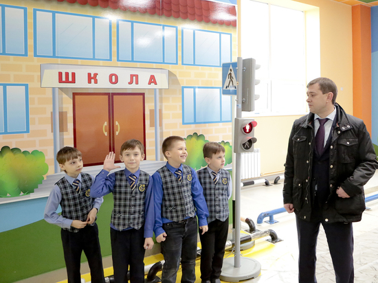 Депутаты Воронежской облдумы обсудили проблемы дорог и детской безопасности 