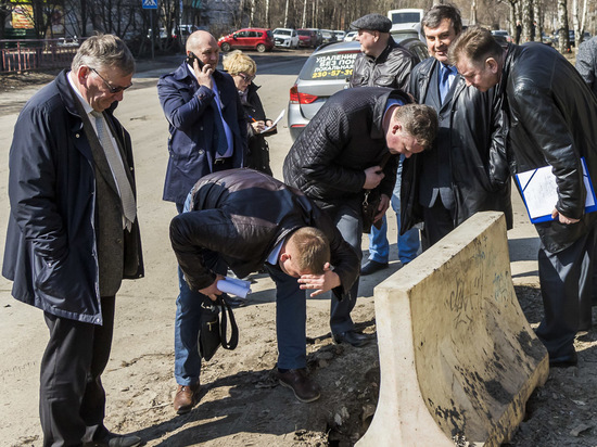 Нижегородские депутаты проверили ход весенней уборки
