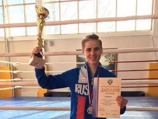Оренбурженка взяла серебро в чемпионате по боксу