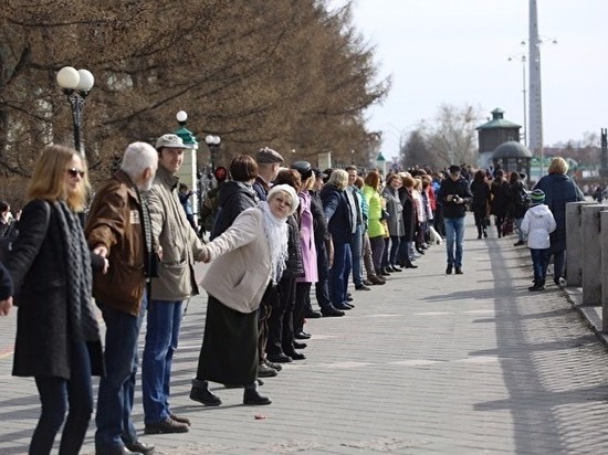 Полторы тысячи екатеринбуржцев приняли участие в акции против застройки Исети