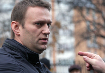 Оппозиционер Алексей Навальный объявил, что собрал 300 тысяч подписей для регистрации своей кандидатуры на выборах президента РФ в 2018 году. Допустят ли его теперь до участия в выборах?