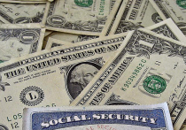 По данным Американской ассоциации пенсионеров (AARP), каждый десятый житель США становится жертвой мошенников