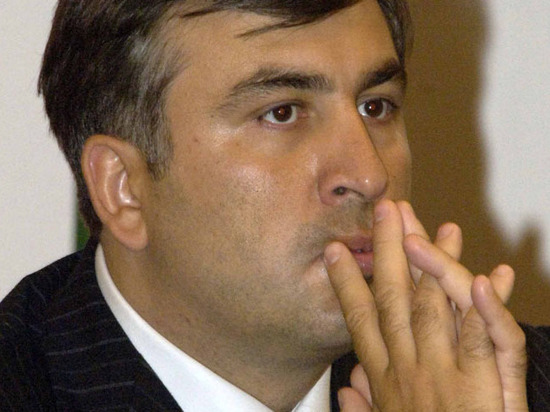 Экс-президент Грузии вступил в перепалку с соратником Порошенко